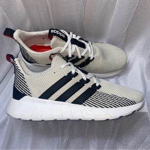 Adidas Questar flow running shoes 8.5